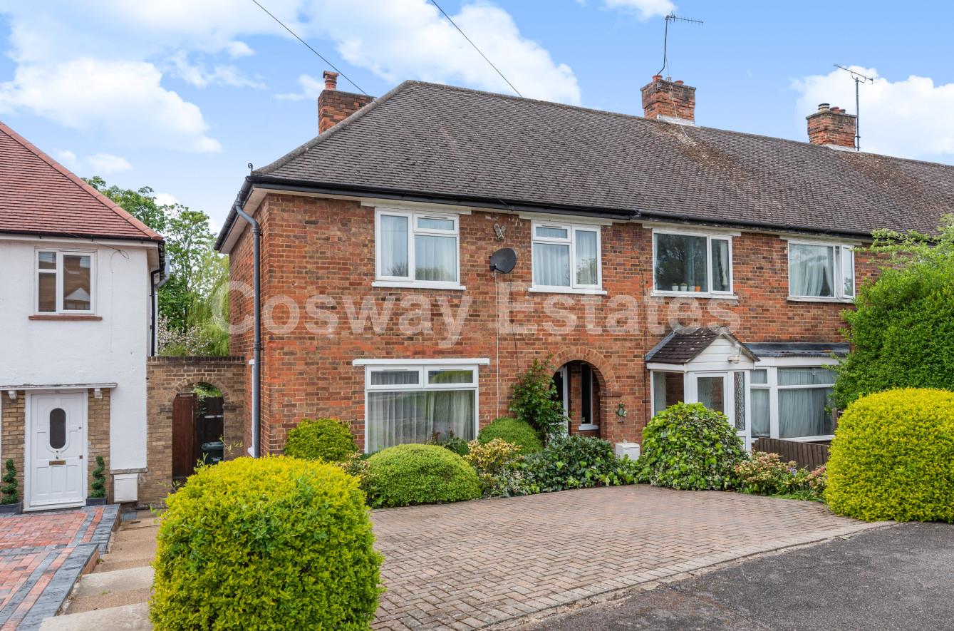 Woodcote Avenue, Mill Hill